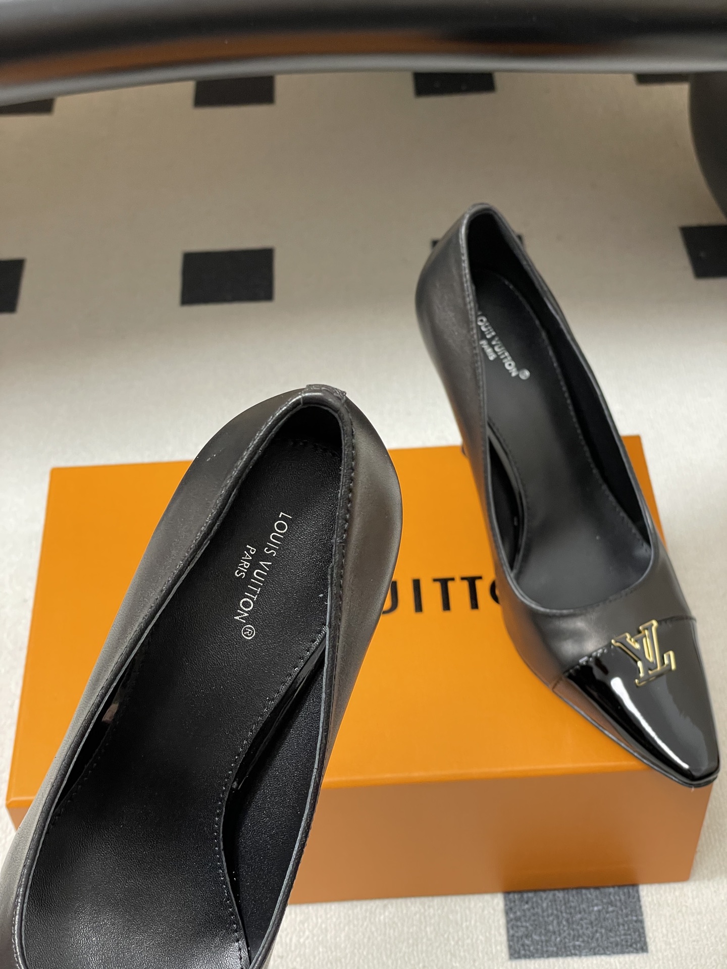 Women's high heels